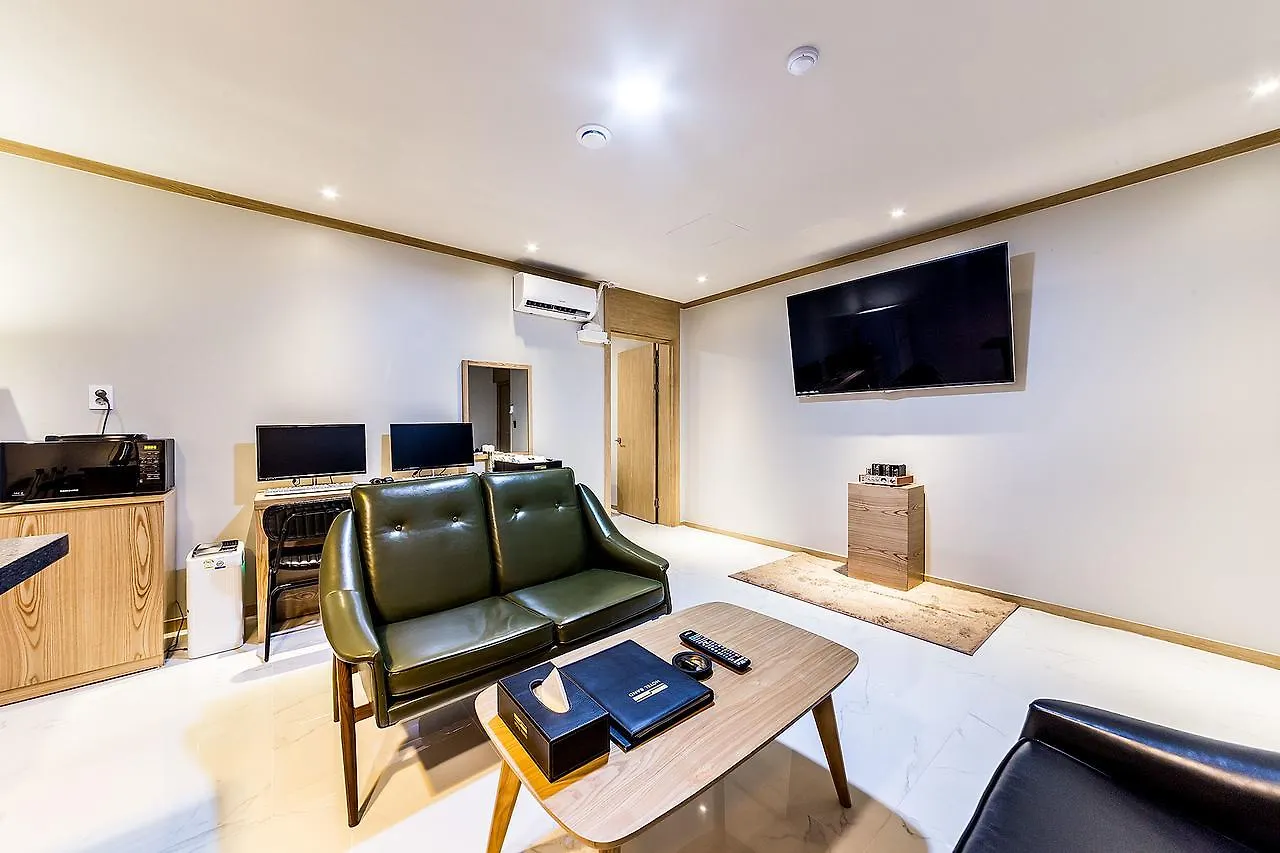 Hotel Band Seul 2*,