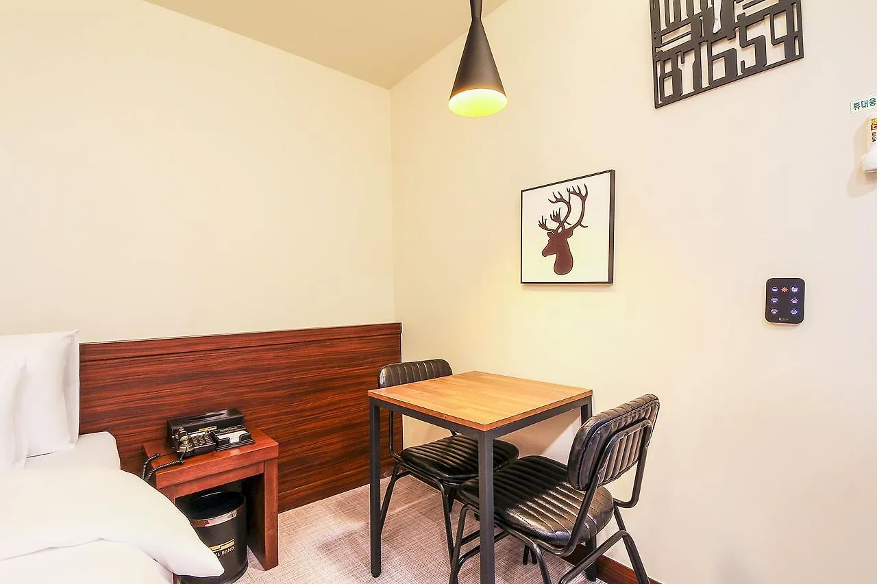 Hotel Band Seul 2*,